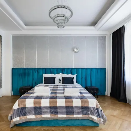 Monaco Apartment *